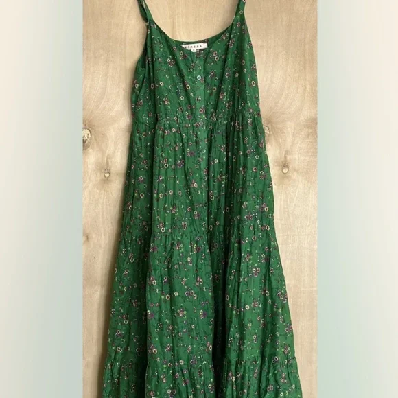 xirena dress green Green Paisley Ottie Plunge Midi Dress main image 0